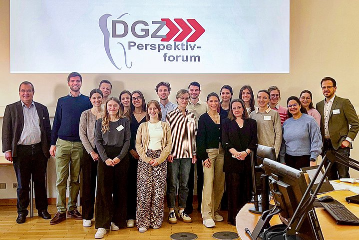 Gruppenfoto vom DGZ-Perspektivforum in Erlangen
